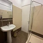 Elena Rooms-apartments -b * אספרובלטה