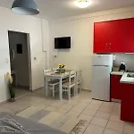 Elena Rooms-apartments -b אספרובלטה