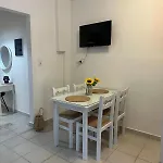 Elena Rooms-apartments -b דירה אספרובלטה
