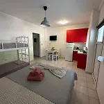 Elena Rooms-apartments -b דירה אספרובלטה
