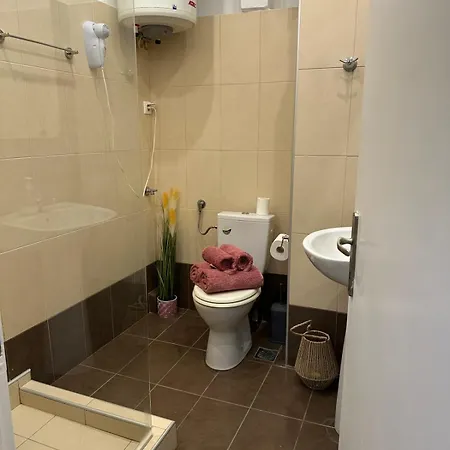 דירה Elena Rooms-apartments -b *