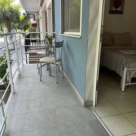 Elena Rooms-apartments -b דירה