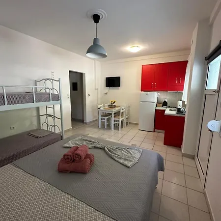 Elena Rooms-apartments -b דירה אספרובלטה